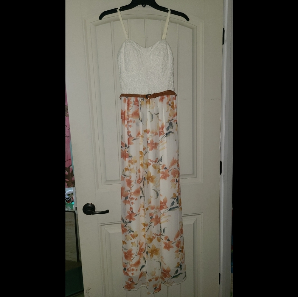 Maxi dress